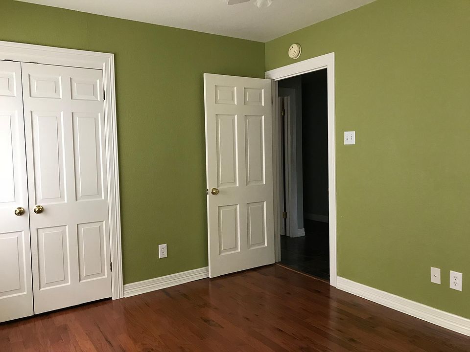 Interior Rm 2