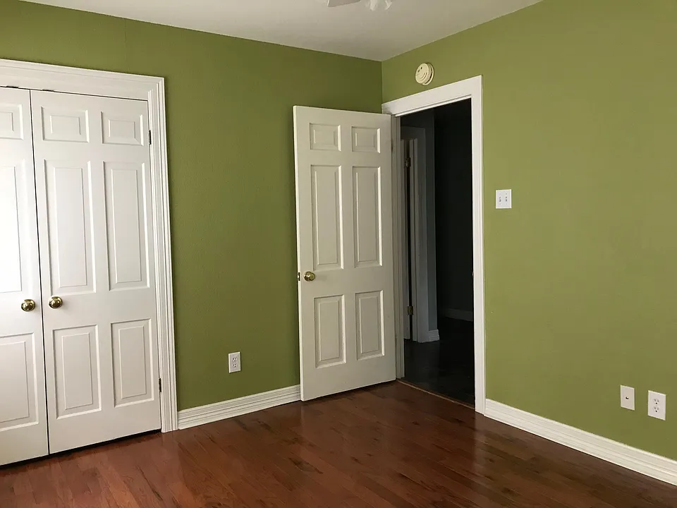 Interior Rm 2