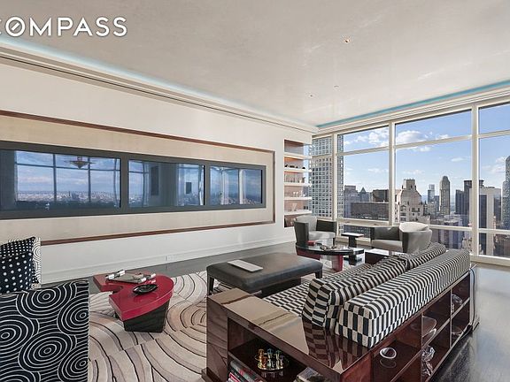 3rd image of 151 E 58th St APT 47A