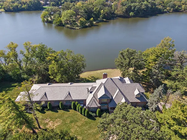 53 Hawthorne Rd #59, Barrington, IL 60010