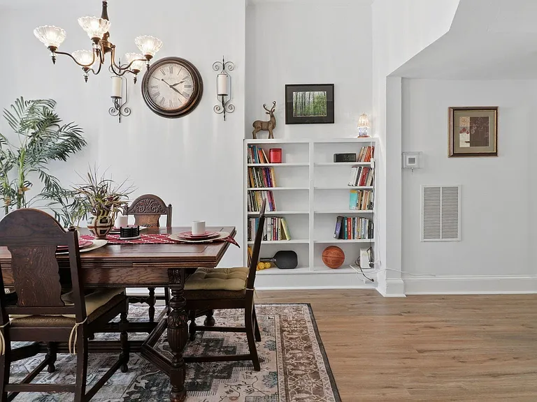 Common area dining room.