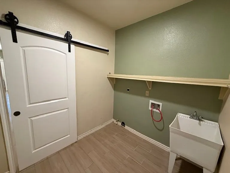 2912 Sundance Loop — Photo 10