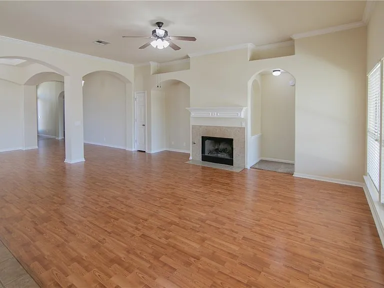20201 Mustang Island Cir — Photo 4