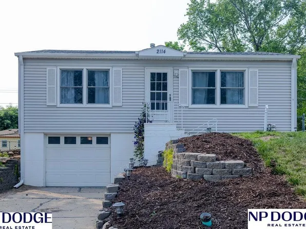 2114 Lillian St, Bellevue, NE 68147