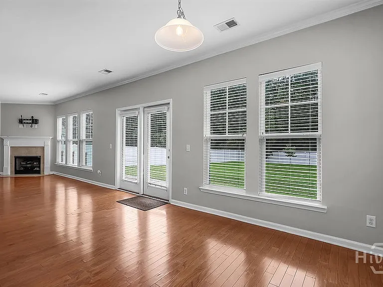 149 Tahoe Dr — Photo 23