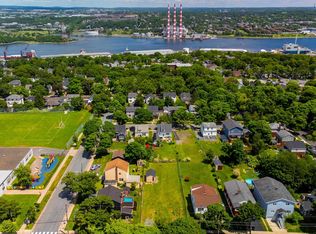 3613 Highland Ave, Halifax, NS B3K 4J6
