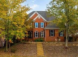 12335 Edenwilde Dr, Roswell, GA 30075