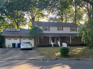 46 Hardwick Rd, Newport News, VA 23602