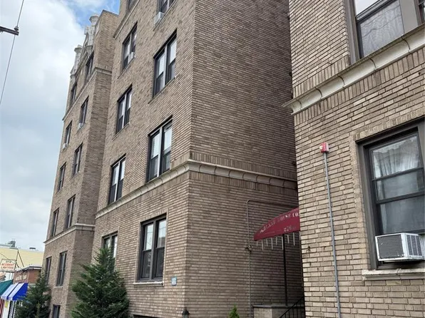 2700 John F Kennedy Blvd APT 302, Jersey City, NJ 07306