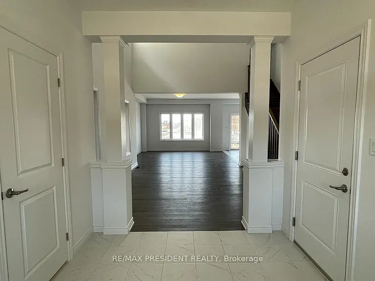 35 Whitton Dr — Photo 5