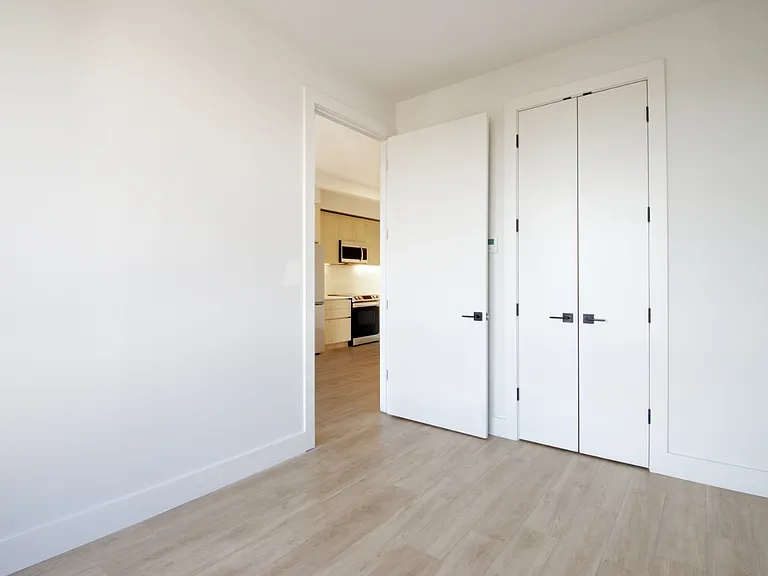 11 Herkimer St #3A — Photo 15