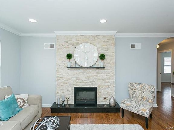 3rd image of 4304 Garden Park Ct