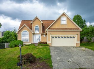 8012 Hamilton Mill Dr, Chattanooga, TN 37421