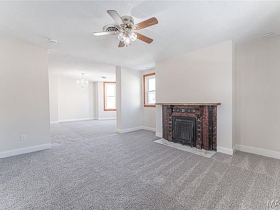 2nd image of 221 W Miller St