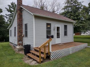 609 NW 6th St, Aledo, IL 61231