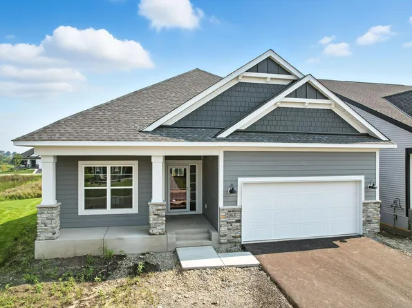 2063 Oakpointe Dr, Waconia, MN 55387