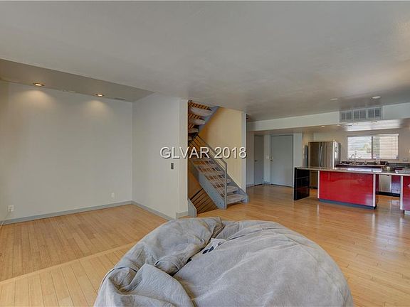 5th image of 2921 Calle Del Valle
