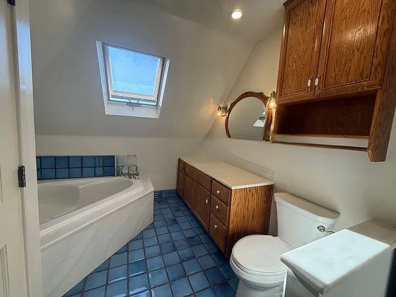 1st image of 420 Galvin Cir #3