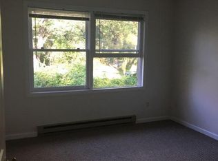284 N Washington St UNIT B, Belchertown, MA 01007