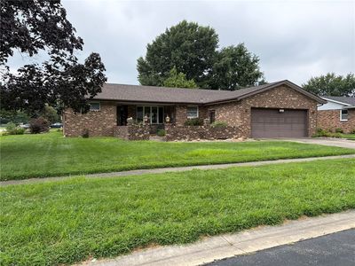1201 Collins Dr, Effingham, IL, 62401