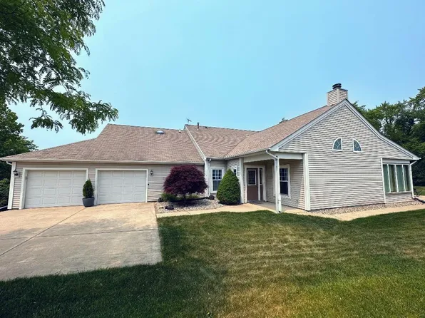 8860 Norris Dr, Hobart, IN 46342