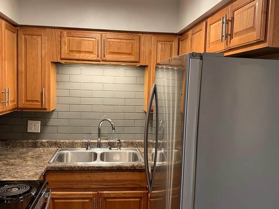 1st image of 210 Circle Ave APT 400