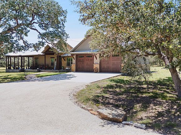 4th image of 70 Richter Rd