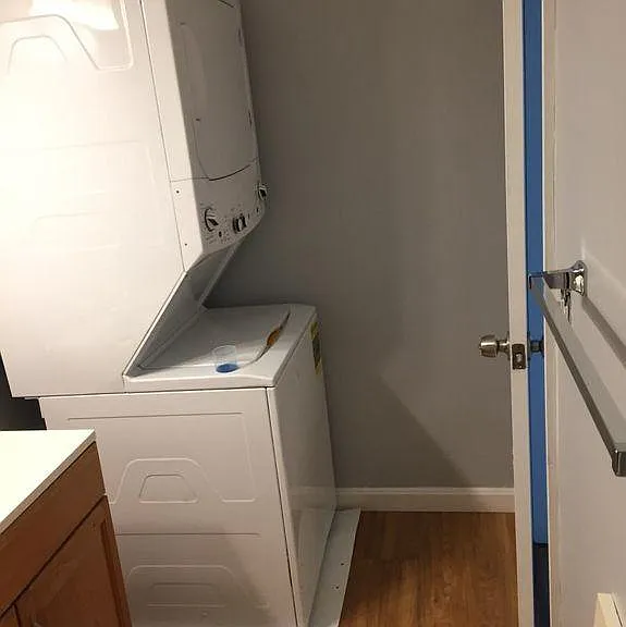 In-unit Laundry!