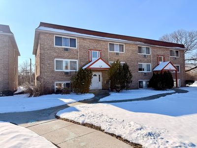 1160 W 18th St APT Gw, Broadview, IL, 60155
