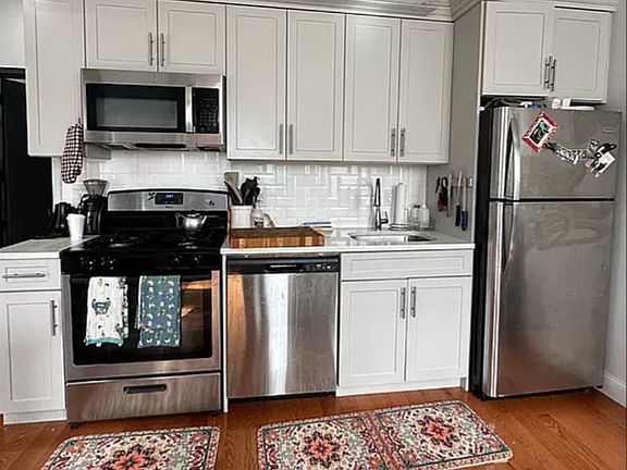 4th image of 1267 Fulton St #2F