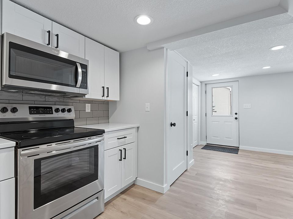 1st image of 163 Glenmar Ave