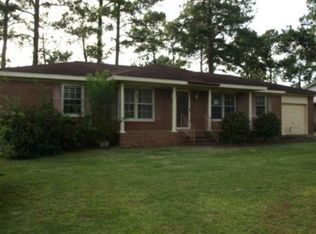 111 Maplewood Ln, Sylvester, GA 31791