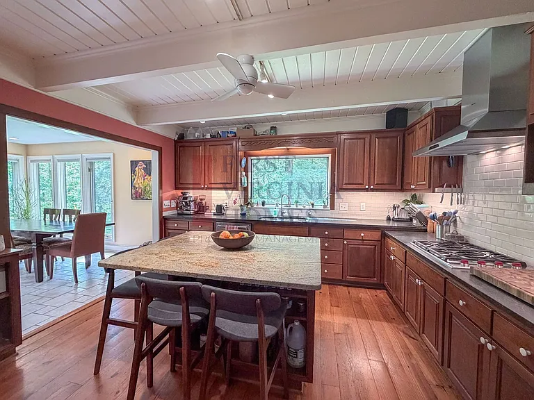 1035 Owensville Rd — Photo 23