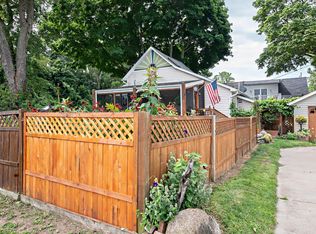 516 Vine St, Saint Joseph, MI 49085