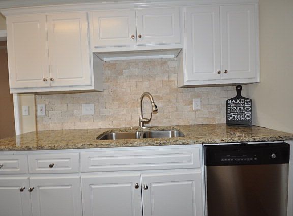 5th image of 121 Brittany Way