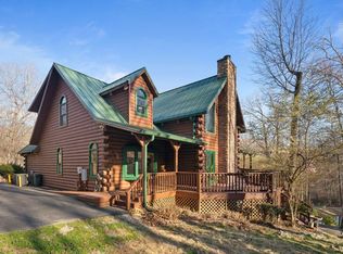 686 Ridgeview Dr, Pegram, TN 37143