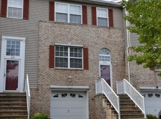 206 Tallwood Ln, Green Brook, NJ