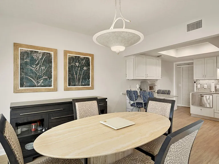 603 Lake St #115 — Photo 36