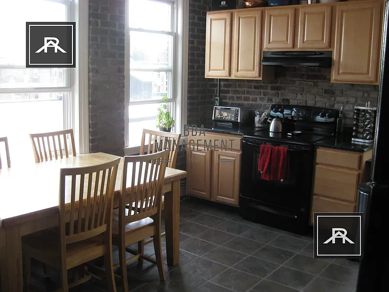 27 Chester St #5 — Photo 2