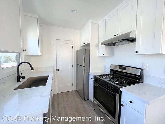 3rd image of 54 Ximeno Ave #10856197