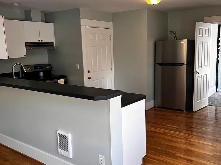 1653 SE Nehalem St #4 — Photo 3