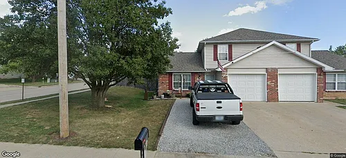 1412-1414 Godas Dr Photo 1