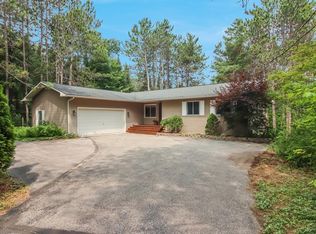 8508 Cedarcrest Dr, Traverse City, MI 49685