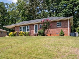 134 Larose Cir SE, Marietta, GA 30060
