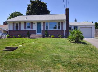 7 Perennial Dr, Cranston, RI 02920