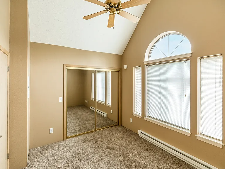 Graymayre Crossing Apartments — Photo 38