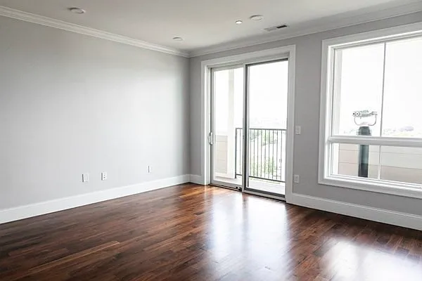 519 Broadway #405 — Photo 6