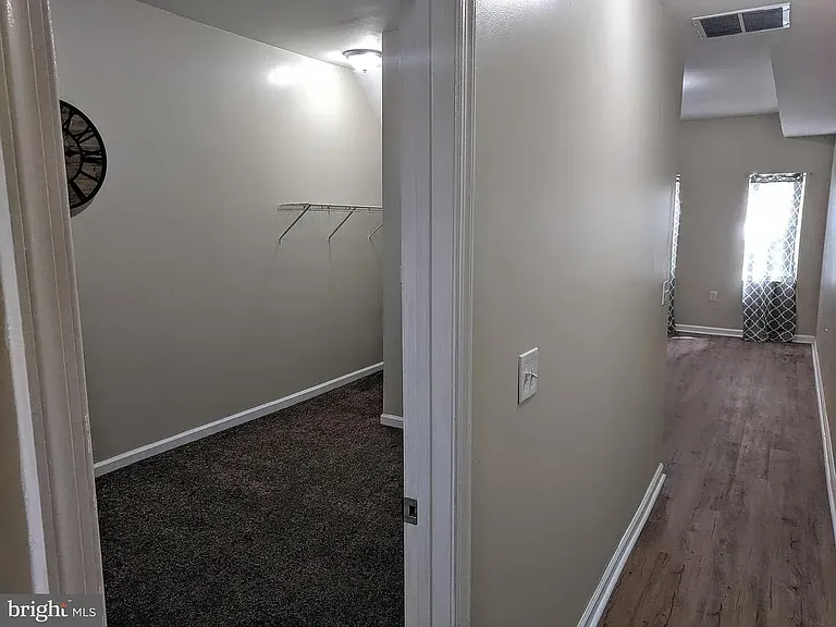 2444 Druid Hill Ave — Photo 35