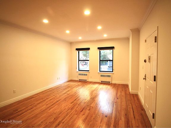 3rd image of 392 2nd St #1