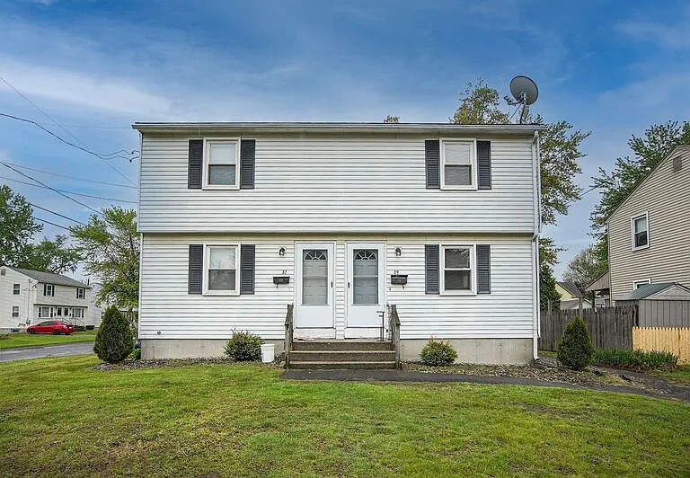 39 Greenwood St — Photo 1